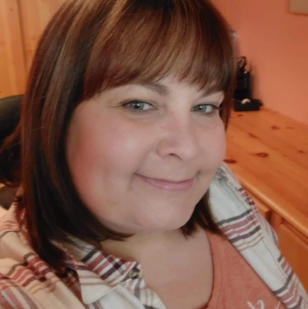 Meet your Posher, Holly